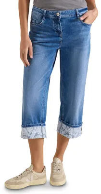 Productafbeelding van Cecil broek met wijde pijpen, details met opgerolde boorden, mid-blue wassing, maat 27