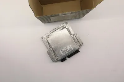 Imagen del producto de Unidad de control del motor original para vehículos FIAT, número de pieza: 71792513