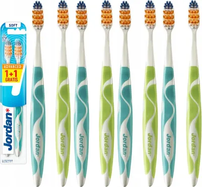 Immagine prodotto di Spazzolino da denti Jordan Advanced Soft