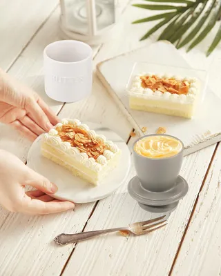 Productafbeelding van Famanu botervlaai met deksel - Franse stijl - Porselein - Grijs - Waterlijn-motief - Geschikt voor zachte boter