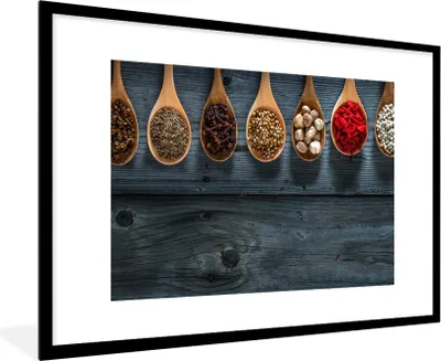 Produktbild von MuchoWow® Gerahmtes Poster Gewürze - Löffel - Holz - Küche - Gewürze - Industrie 90x60 cm - Poster mit Schwarzem Bilderrahmen Wandposter Rahmen Foto Bilder - Wanddekoration - Fotos