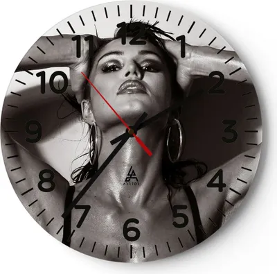 Produktbild von Wanduhr - Rund - Glasuhr - Frau Eleganz Sommer nass - 30x30cm - Schleichendes Uhrwerk - Lautlos - zum Aufhängen bereit - Dekoration Modern - Wanddekoration aus Glas - C4AR30x30-2585