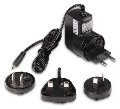 Produktbild von Lindy 73811, 10 W, 100 - 240 V, 50 - 60 Hz, 0,787%, Nicht-modular, Schwarz