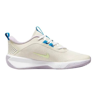 Produktbild von NIKE OMNI MULTI-COURT (GS) Light Orewood Brown/Light Photo Blue/Barely V 38.5