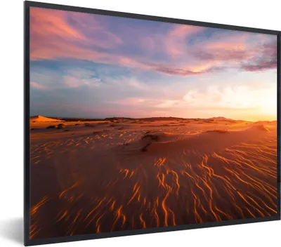 Produktbild von MuchoWow® Gerahmtes Poster Sand - Landschaft - Himmel - Wüste 40x30 cm - Poster mit Schwarzem Bilderrahmen Wandposter Rahmen Foto Bilder - Kunstposter - Wanddekorationen
