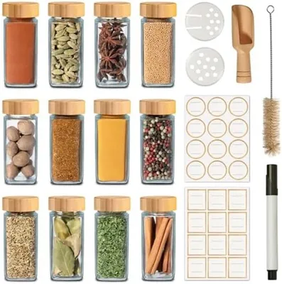 Produktbild von PromoHome® Kräuterdosen Set aus 12 - 120ml - Mit Bambusdeckel, Streueinsätzen, Etiketten, Holzlöffel und Bürste - Luftdichte