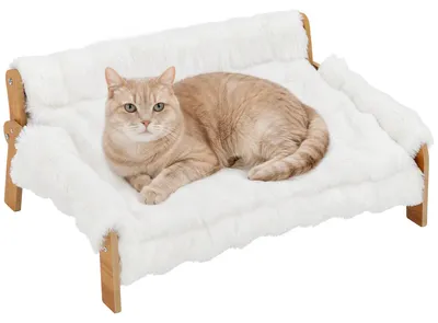 Productafbeelding van PawHut verhoogd hondenbed met houten frame en zachte, pluizige kussens