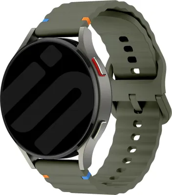 Produktbild von Strap-it Silikon-Wellenarmband passend für Samsung Galaxy Watch 7 (40/44mm) / Galaxy Watch 6 (Classic) / 5 (Pro) / 4 / 3 / FE Armeegrün
