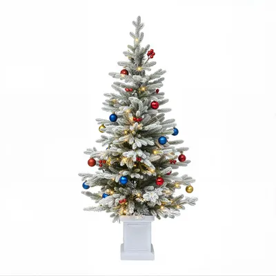 Produktbild von YITAHOME 140cm Künstlicher Weihnachtsbaum, mit LED Beleuchtung, Dekobaum mit Roten Beeren, schneebedeckt