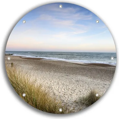 Produktbild von Wallario rundes Outdoor-Poster für Garten oder Balkon, Motiv Strandspaziergang im Urlaub an der Ostsee, 30 cm Durchmesser