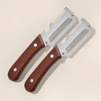 Immagine prodotto di Set da 2 pelapatate da cucina con manico in legno, pelapatate multifunzionale 3 in 1 con funzione grattugia e apribottiglie per verdure, patate, zucca e aglio