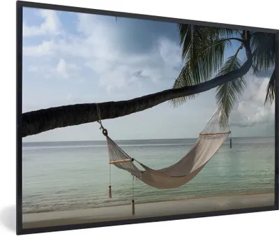 Produktbild von MuchoWow® Gerahmtes Poster Palme - Hängematte - Strand 90x60 cm - Poster mit Schwarzem Bilderrahmen Wandposter Rahmen Foto Bilder - Fotorahmen - Foto-Plakat