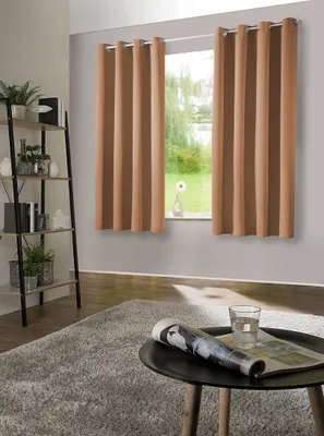Produktbild von heimtexland ® Verdunklungsvorhang 1 Paar Verdunklungsgardinen Thermovorhänge Ösenschal  Camel-Braun HxB 145 x 135 cm