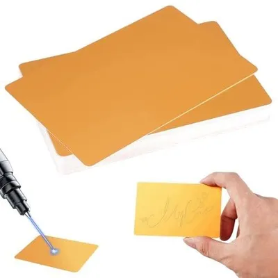 Zdjęcie produktu dla Wizytówki metalowe złote aluminium grawerowane 50 szt dla biznesu