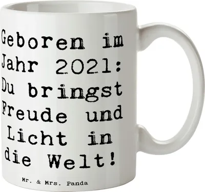 Produktbild von Mr. & Mrs. Panda Kaffeetasse Spruch 2021 Geburtstag Freude - Weiß - Geschenk, Geburtstagsgeschenk, Tasse, Neugeborenes, und Licht, feiern, Geburtsjahr, Trinkbecher, Alter