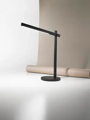 Obrázok produktu pre Pravítko Čierna LED moderná stolová lampa