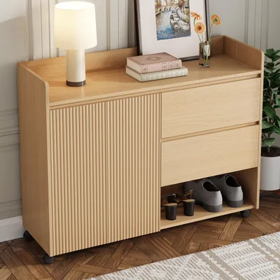 Image de okwish Meuble à chaussures mobile avec étagères internes réglables, compartiments ouverts, roulettes universelles avec frein – naturel