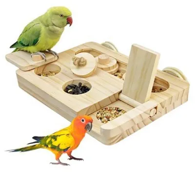 Immagine prodotto di Giocattoli in legno per uccelli e roditori, con nascondiglio per il cibo