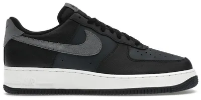Immagine prodotto di Nike Air Force 1 '07, colore grigio "Smoke", taglia EU 40
