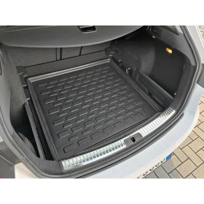 Produktbild von LAMPA Laderaum-/ Kofferraumwanne Matte TPE (thermoplastischer Elastomer)