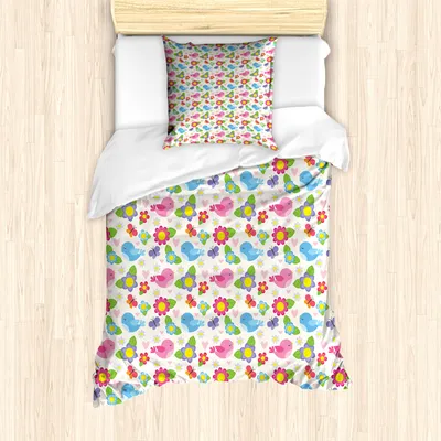 Produktbild von ABAKUHAUS Baby Mantele, Vogel-Herz-Schmetterling, Milbensicher Allergiker geeignet mit Kissenbezügen, 135 cm x 200 cm - 80 x 80 cm, Mehrfarbig