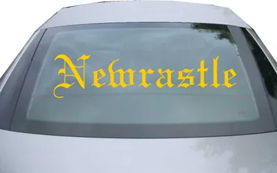 Produktbild von Indigos UG - Aufkleber Heckscheibe & Motorklappe DE6648 - gold - 600x142 mm - Nemrastle - Auto Scheiben Fenster Heckklappe Tuning Racing JDM - Die cut