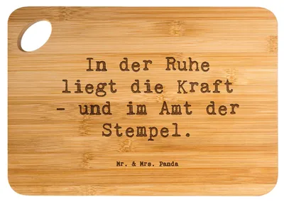 Produktbild von Mr. & Mrs. Panda Holzbrett Spruch Beamtin Kraft - Transparent - Geschenk, Kundendienst, handgefertigte Geschenke, Weisheit, Stärke, Berufsalltag, Frühstücksbrettchen