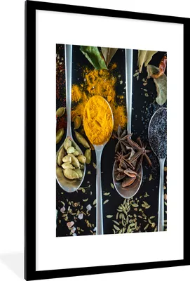 Produktbild von MuchoWow® Gerahmtes Poster Kräuter - Löffel - Gewürze - Schwarz - Küche 60x90 cm - Poster mit Schwarzem Bilderrahmen Wandposter Rahmen Foto Bilder - Dekoration - Wandposter Wohnzimmer - Hochwertig