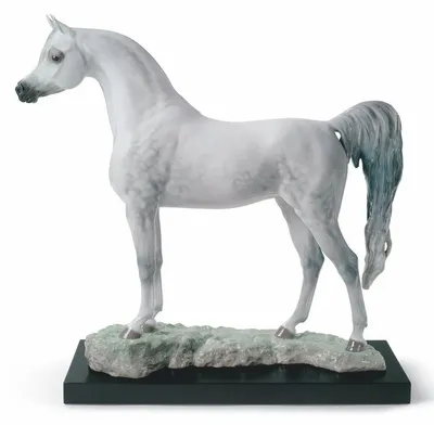 Produktbild von Casa Padrino Luxus Deko Porzellan Skulptur Araberpferd 46 cm - Handgefertigt