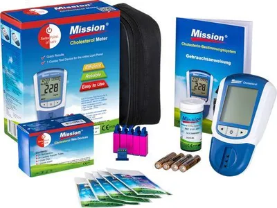 Produktbild von Swiss Point of Care Mission 3-in-1 Cholesterolmeter – Luxe Starterspack (CHOL - HDL - TRIG + LDL-Ratio) – 1 Set