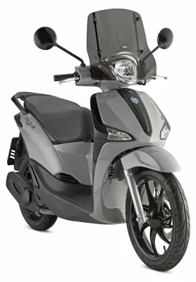 Immagine prodotto di Cupolino fumé GIVI per Piaggio Liberty