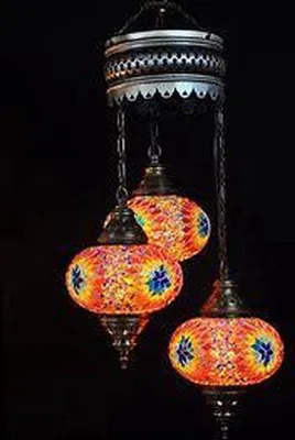 Image de Lampe suspendue turque avec 3 boules en verre colorées de style oriental - Lampe Moosik fabriquée à la main