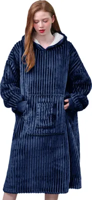 Produktbild von Freetoo Hoodie, Groß Pullover Sweatshirt, Mit Kapuze Robe, Damen Decke, Hoodie Flanell Flanell Kuscheldecke mit Ärmeln, Oversized Blanket Hoodie