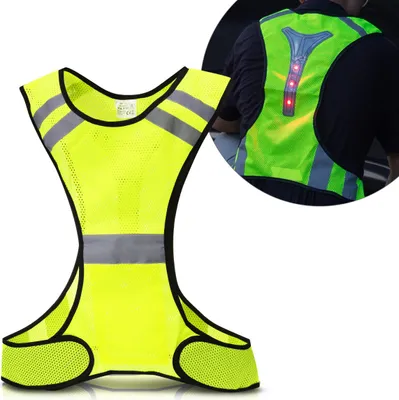 Produktbild von kwmobile LED-Weste mit Reflektor Streifen - Batteriebetrieben - Weste mit 3 roten LED Lampen - Reflektoren Weste für z. B. Joggen Reiten Party
