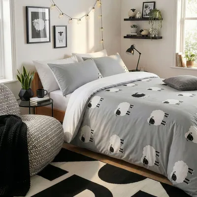 Produktbild von L'Essentiel Linge de Maison, Hochwertiges Doppelbettdeckenbezug-Set (200 x 200 cm), Grau, 70% Baumwolle / 30% Polyester, Maschinenwaschbar, 2 Kissenbezüge (80 x 80 cm), Knopfverschluss, Elegantes Design.