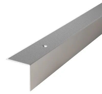 Produktbild von VILO Treppenkantenprofil G87 Gebohrt 30x30mm - Aluminium Treppenwinkel - 186 cm - Silber
