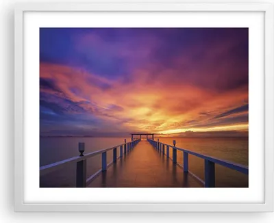 Produktbild von Gerahmtes Poster - Weißer Rahmen - Himmel die Farben Pier - 50x40 cm - Wand Bild - Wanddeko - Wandbilder - Kunstposter - Wandposter - Bilderrahmen - Bilder - Kunstdruck - Wandbild - P2WAA50x40-4202
