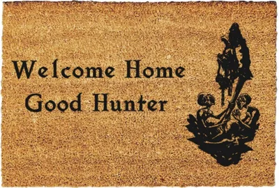 Immagine prodotto di Zerbino Welcome Home Good Hunter | zerbino Bloodborne | regali per giocatori | zerbino per giocatori | regalo di inaugurazione casa | regalo per geek
