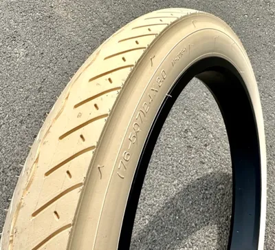 Zdjęcie produktu dla Kremowe opony Street Hog 24 x 3.0