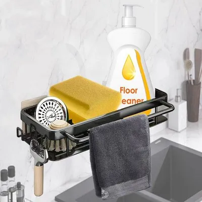 Zdjęcie produktu dla Czarny metalowy organizer kuchenny z haczykami i uchwytami, idealny do kuchni i łazienki
