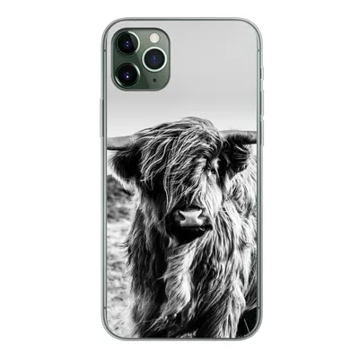 Produktbild von MuchoWow® Handyhülle Schutzhülle Hülle für iPhone 11 Pro Max Kuh - Schottischer Hochländer - Schwarz - Weiß - Tier - Natur - Wildtiere Silikon Softcase Handy Hülle - Schutz