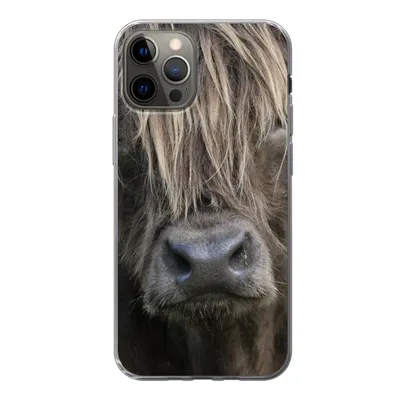 Produktbild von MuchoWow® Handyhülle Schutzhülle Hülle für iPhone 13 Pro Schottischer Highlander - Braun - Nase Silikon Softcase Handy Hülle - Handy-Tasche