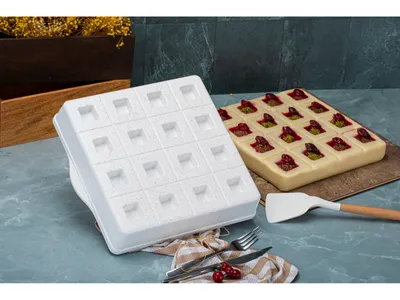 Produktbild von Tac Kuchenform Granitguss Brownie Weiß 29cm (TAC-6596)