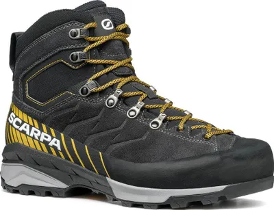 Schwarze Mescalito TRK GTX Trekking Schuhe von Scarpa mit gelben Akzenten und Schnürsystem.