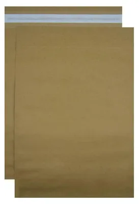 Immagine prodotto di Buste per spedizioni, dimensioni 300 x 360 x 100 mm, confezione da 50 pezzi, in cartoncino, opache, autoadesive, ideali per l'imballaggio