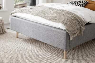Produktbild von Meise Möbel Stauraumbett Frieda 140x200 cm | Bettkasten & Lattenrost | Webstoff Grau | Holzfuß eichefarbig