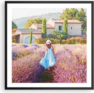 Produktbild von Gerahmtes Poster - Schwarzer Rahmen - Boho Heidekraut Frau - 60x60 cm - Wand Bild - Wanddeko - Wandbilder - Kunstposter - Wandposter - Bilderrahmen - Bilder - Kunstdruck - P2BAC60x60-4420