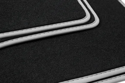 Produktbild von Fußmatten passend für VW Tiguan 2 2016-2024 Premium Automatten Robust 4-teilig, Bandeinfassung:Silber