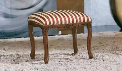 Zdjęcie produktu dla Taboret do salonu klasyczny tapicerowany taboret meble tekstylne