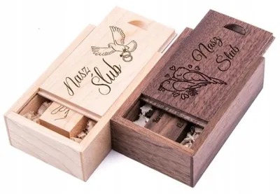 Produktbild von MemoRabbit Holz USB-Stick Geschenk Hochzeit Gravur 128 GB